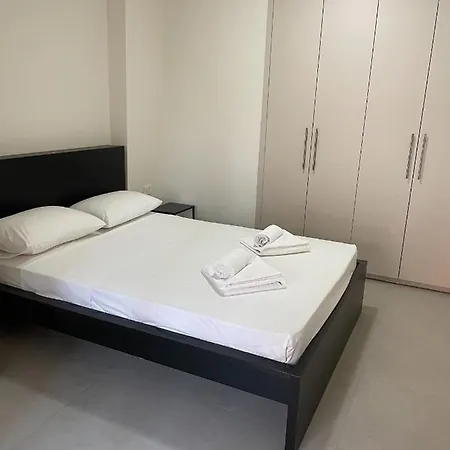 Evelmar - Giampoudaki Apartment *